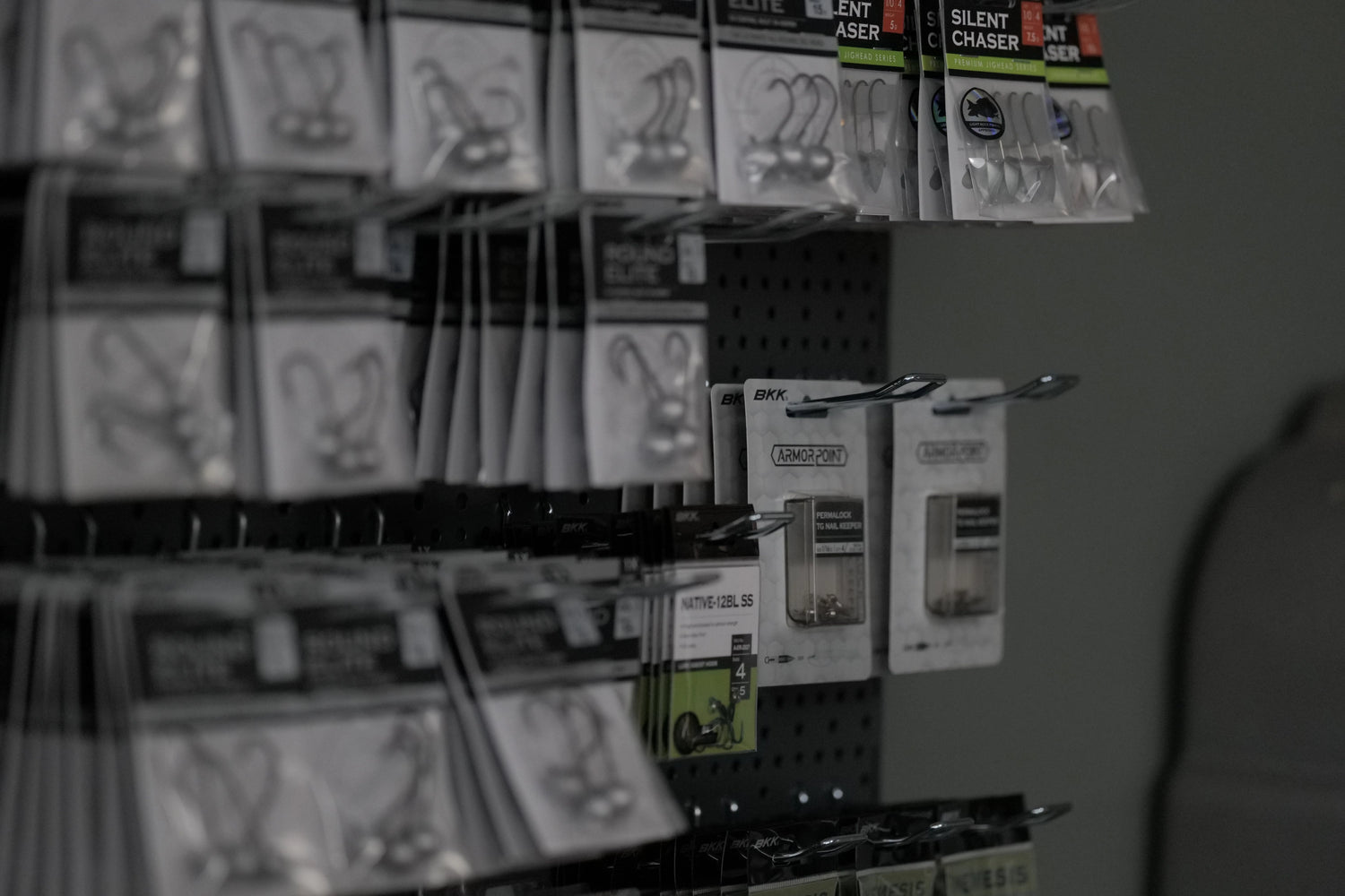 Ultrascharfe BKK Haken und Drillinge für maximale Fangerfolge, präsentiert im Köderkult JDM Tackle Store Oldenburg.